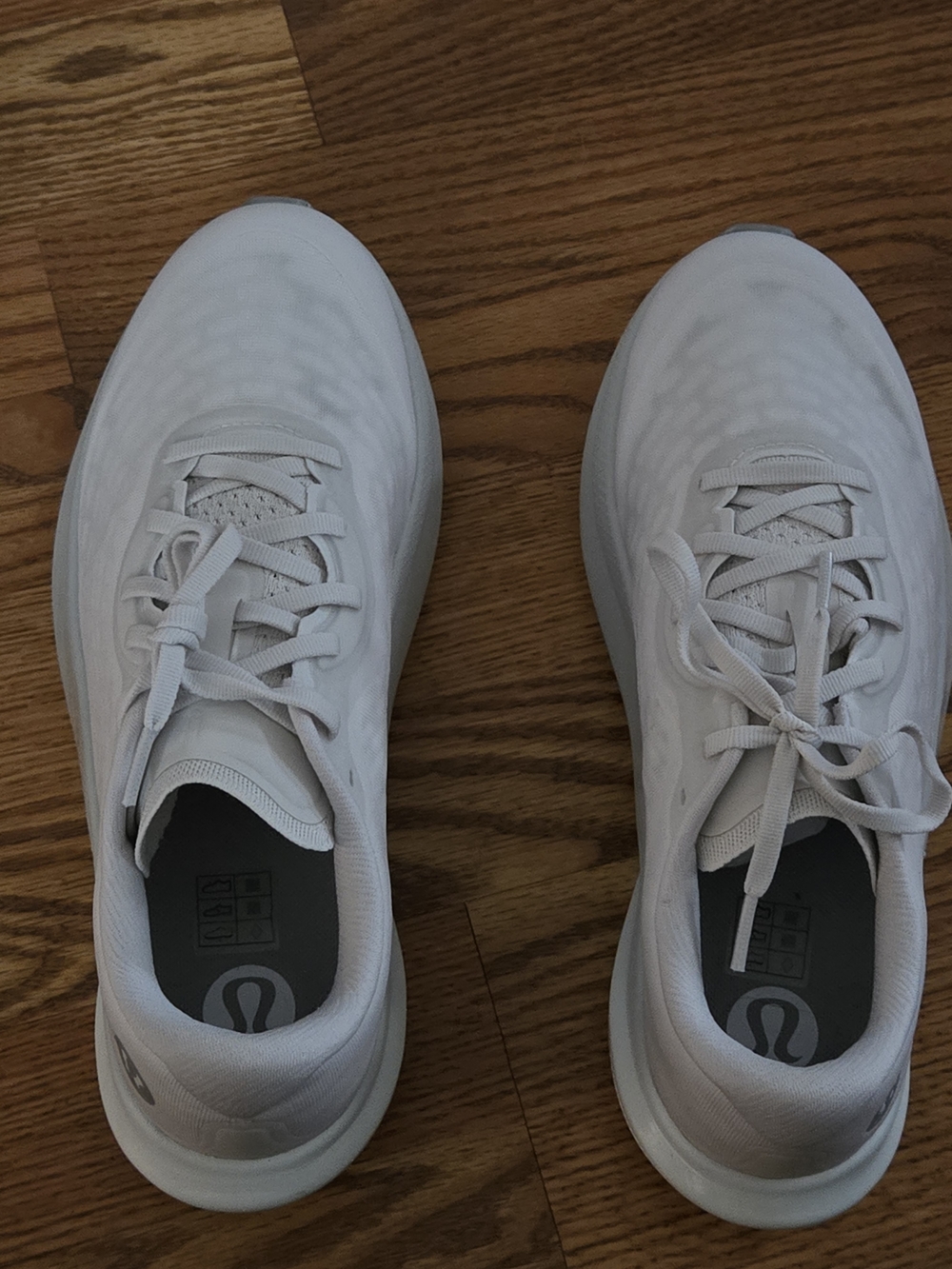 Brand New Lululemon Athletica Women’s White Athletic Running Shoes - Picture 2 of 3